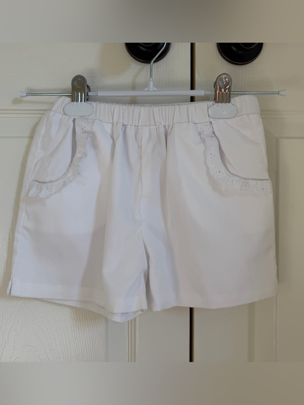 EUC TBBC Beaufort, Barnett Company girls shorts with eyelet trim size 7